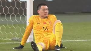 僅僅以場上
